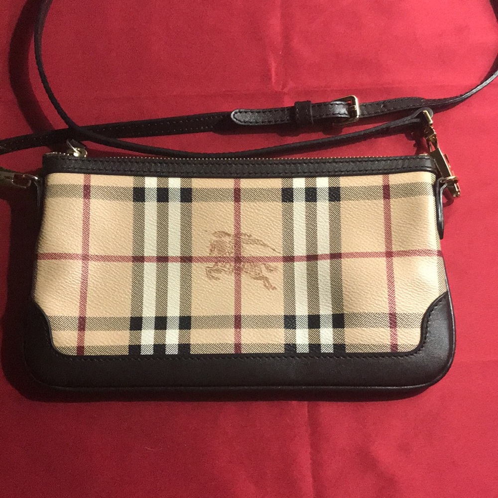💯Authentic Burberry Crossbody With Dustbag
